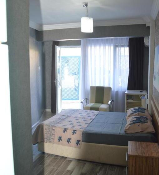 Стандартный Номер Нижний Этаж, Ege Apart &