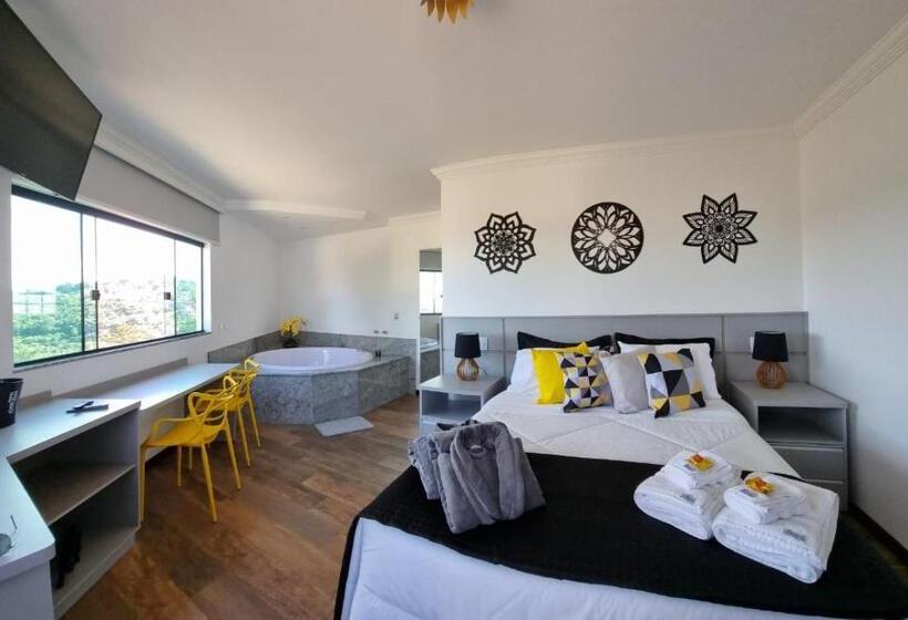 Chambre Deluxe, Biz & Biu Pousada Lavras Novas