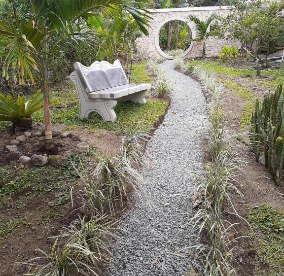 منزل غرفتين نوم, Encantada Guest House