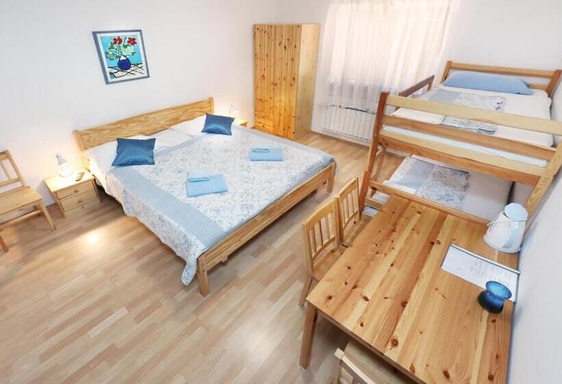 اتاق استاندارد چهار تخته, Guesthouse Sanabor