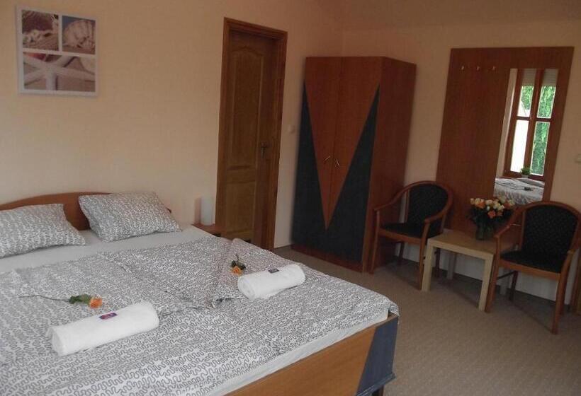 Номер Стандарт, Mediterrán Vendégház