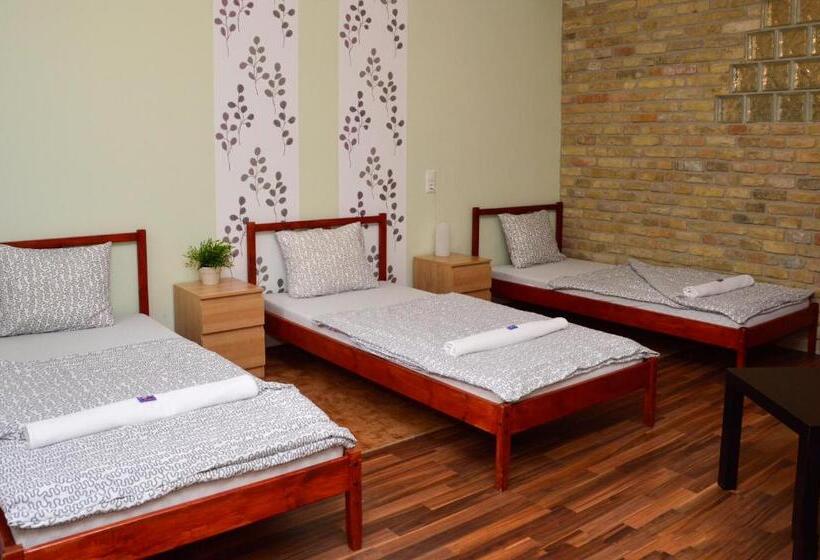 شقة غرفتين, Mediterrán Vendégház