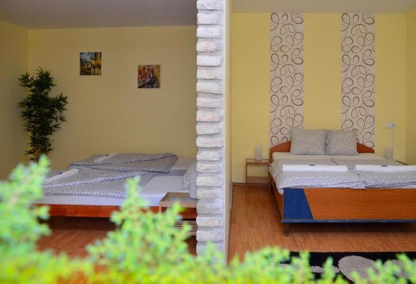 شقة غرفتين, Mediterrán Vendégház