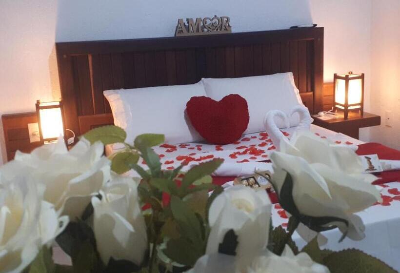 סוויטה עם ג'קוזי, Pousada Gauleses