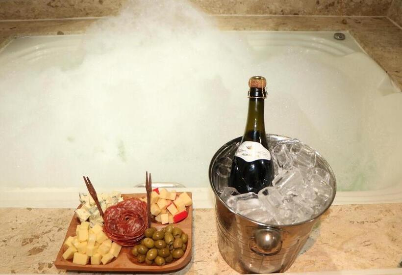 סוויטה עם ג'קוזי, Pousada Gauleses