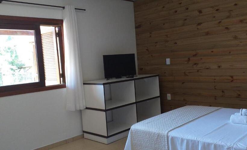 סטודיו סטנדרט עם מרפסת, Pousada Gauleses