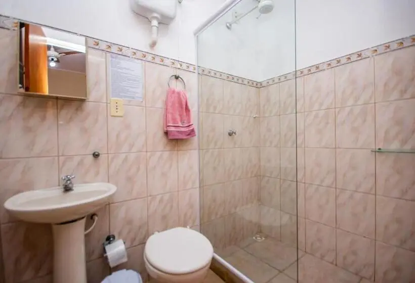 エコノミー４人部屋, Pousada Quatro Estações Paraty