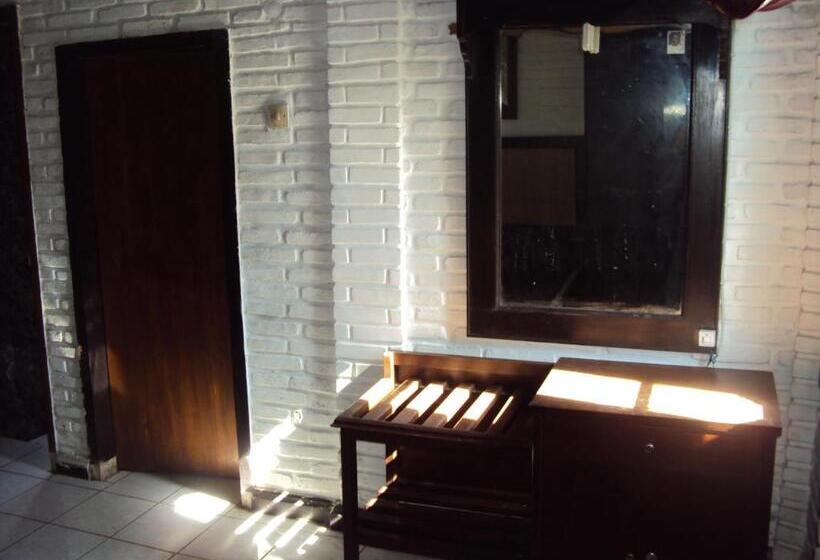 スタンダードルーム, Puri Agung Inn
