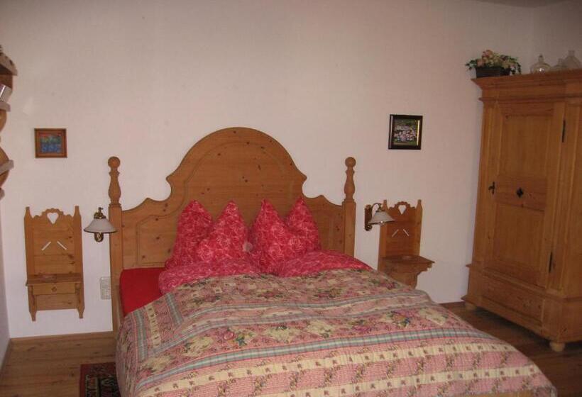 غرفة قياسية, Villa Laske