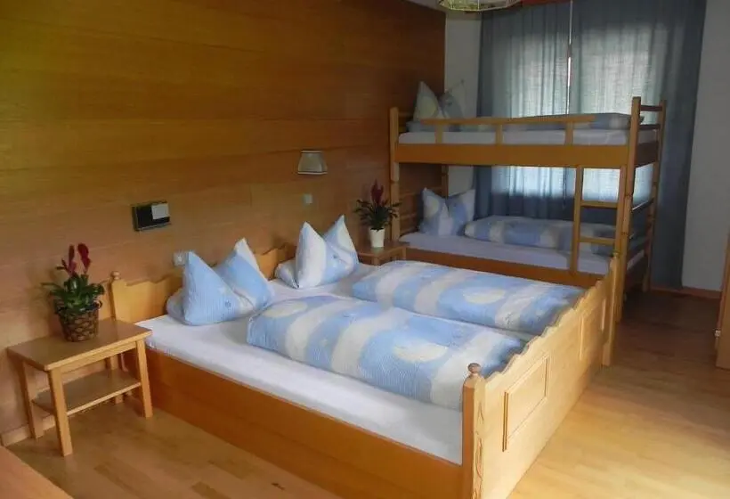 スタンダード４人部屋, Pension Schwaighof