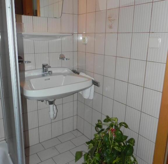 标准间, Pension Schwaighof