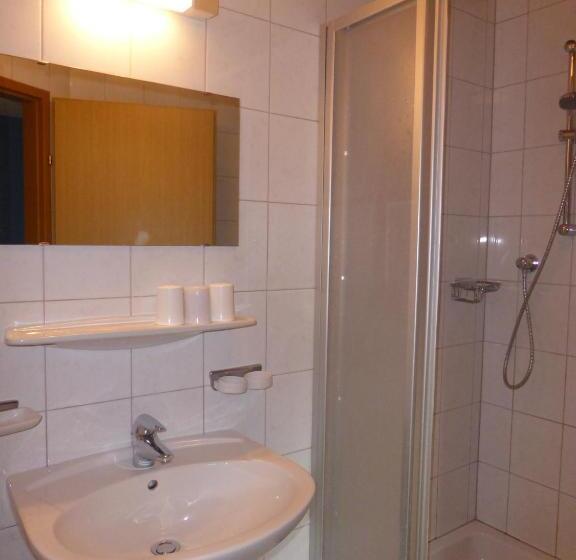 家庭间, Pension Schwaighof