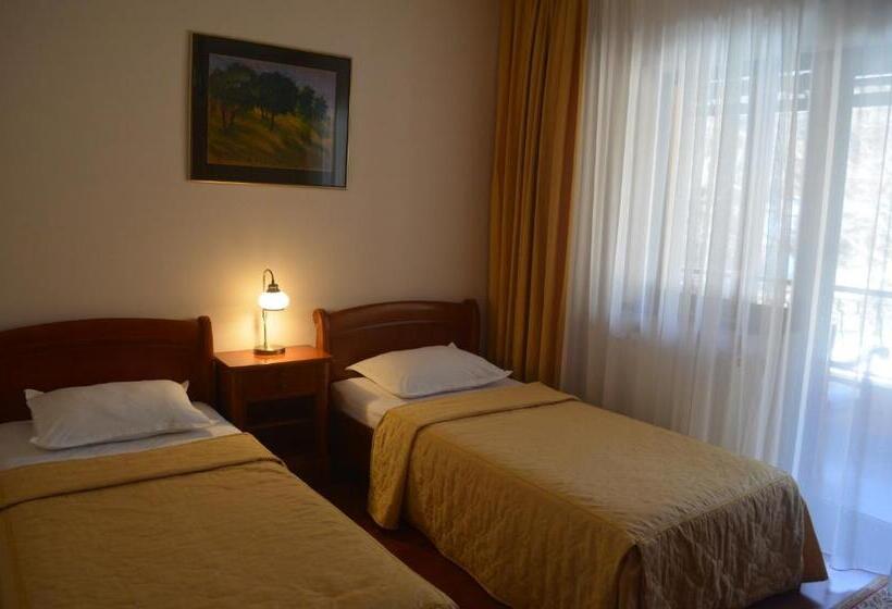 חדר סטנדרט, Pensiunea Magura