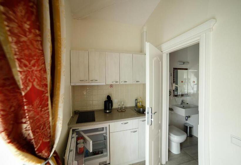 آپارتمان لوکس 1 خوابه, Art