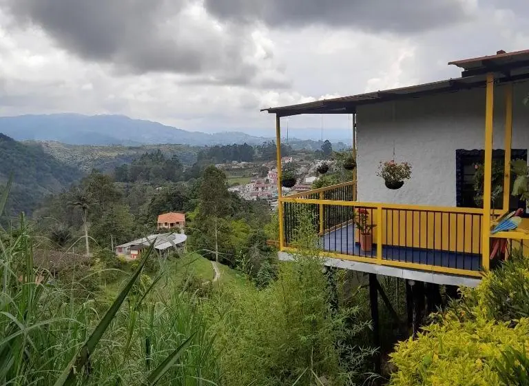 デラックストリプルルーム, Finca Cardonales
