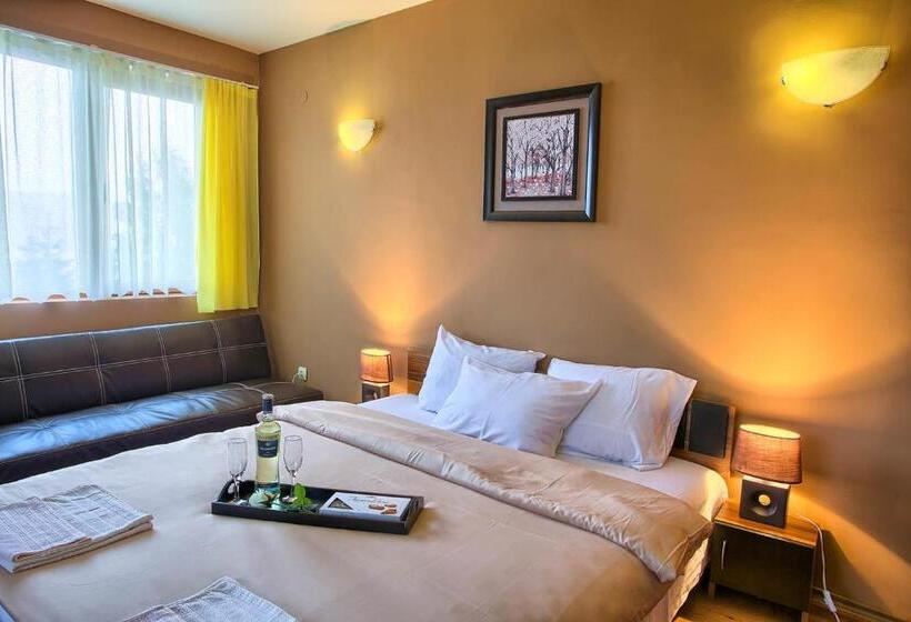 חדר סטנדרט עם מרפסת, Guest House Slunchev Cviat