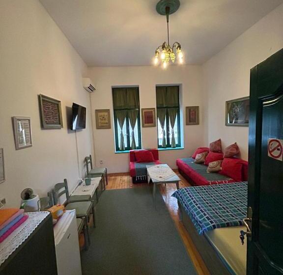 اتاق استاندارد سه نفره, Guesthouse Hurma Rooms