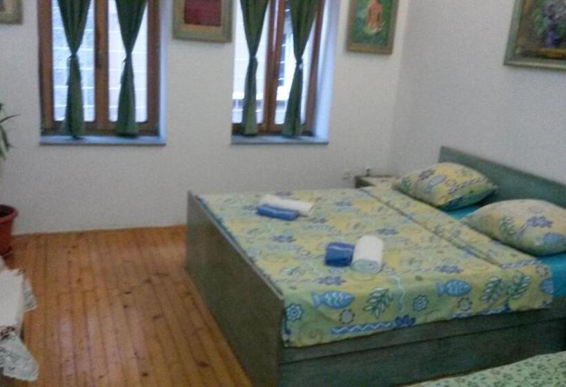 اتاق استاندارد سه نفره, Guesthouse Hurma Rooms