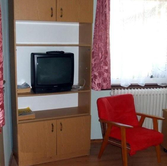 Трехместный Номер Стандарт Совместная Ванная, Lugas Szallas