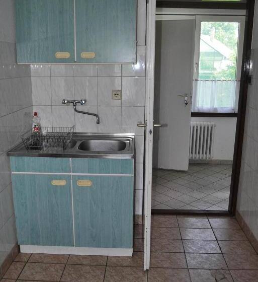 Трехместный Номер Стандарт Совместная Ванная, Lugas Szallas