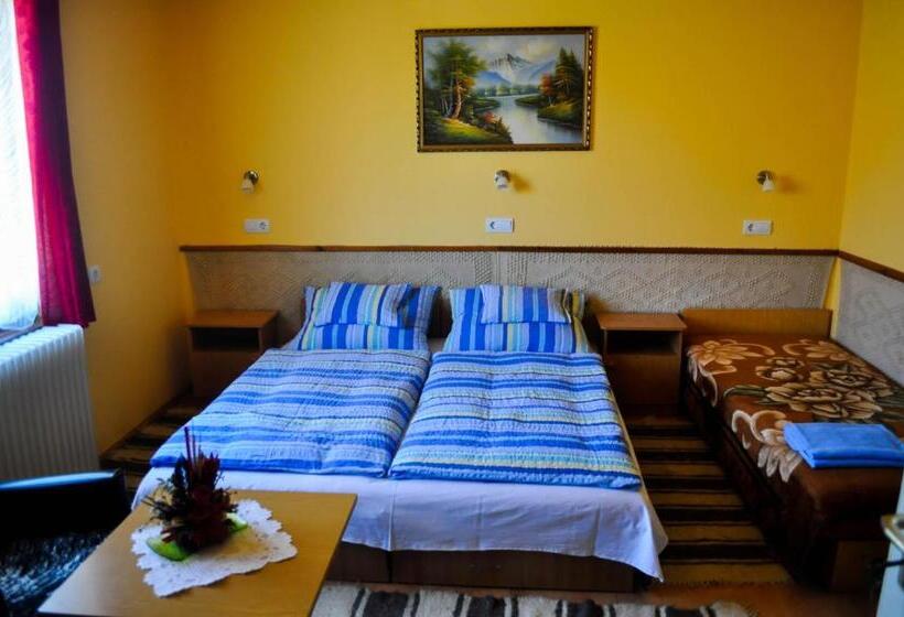 Трехместный Номер Стандарт Совместная Ванная, Lugas Szallas