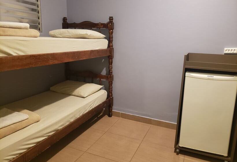 Standaard Vierpersoonskamer, Pousada Beira Mar