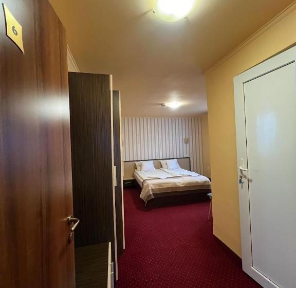 スタンダードルーム, Vila Carlos