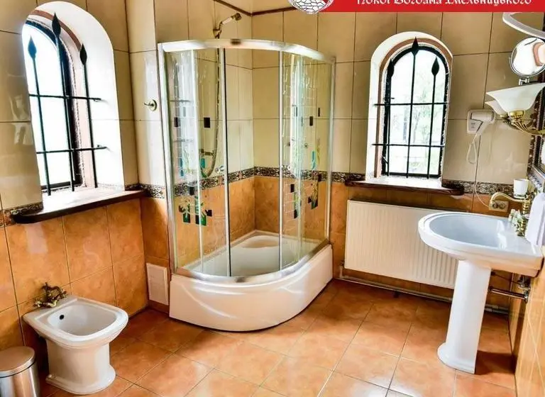 Suite Duplex, Fortetsya Hetmana