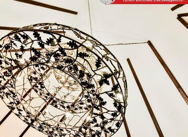 سوییت دوبلکس, Fortetsya Hetmana