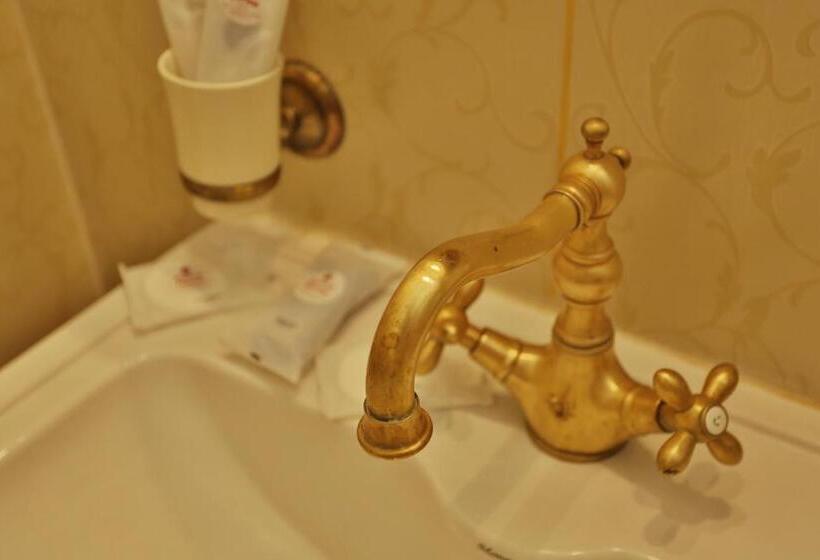 سوییت, Fortetsya Hetmana