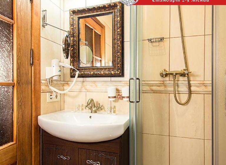 اتاق استاندارد, Fortetsya Hetmana