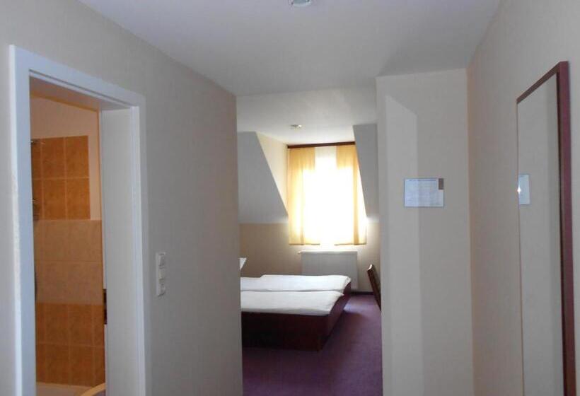 スタンダードルーム, Hostel Lan