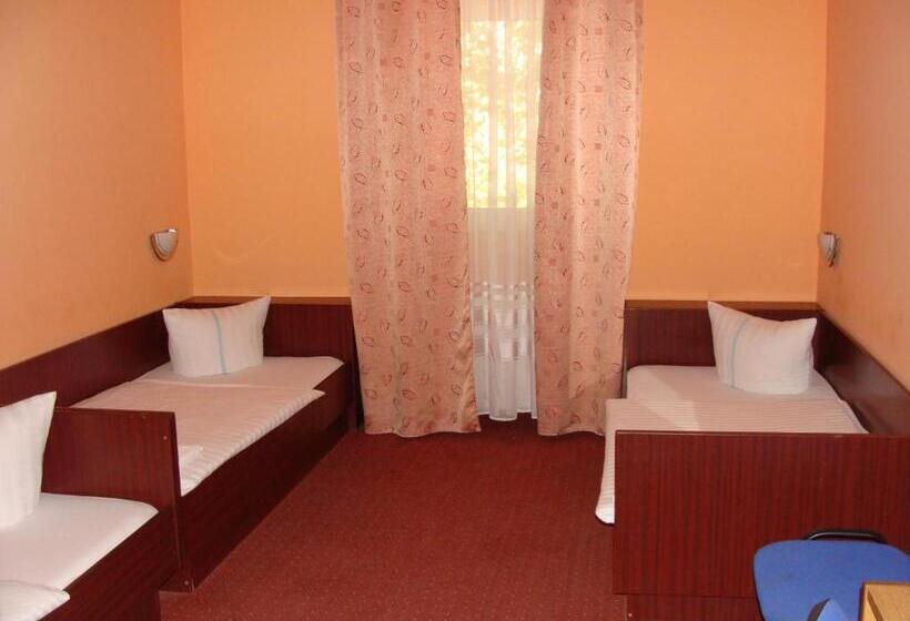 スタンダードトリプルルーム, Hostel Lan