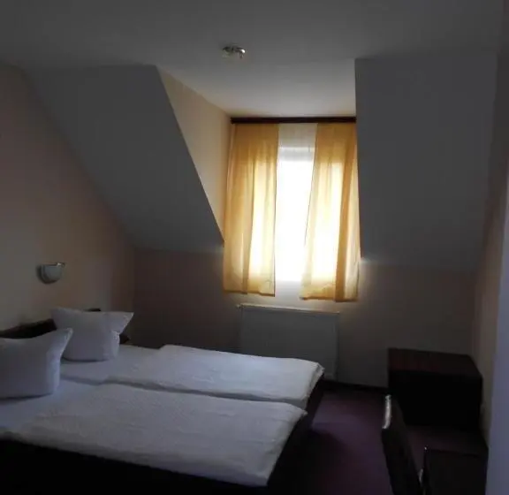 スタンダードシングルルーム, Hostel Lan