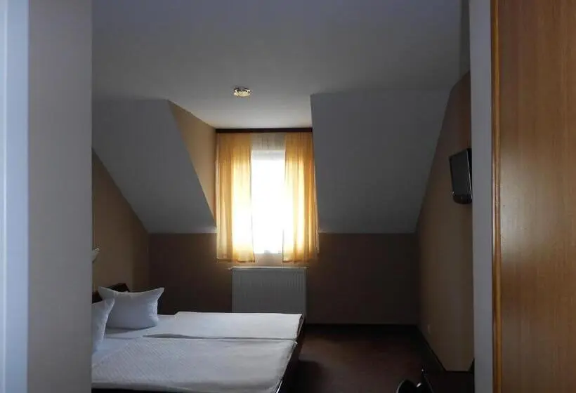 スタンダードシングルルーム, Hostel Lan