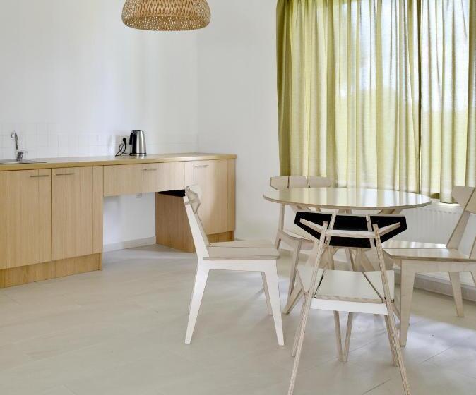 استودیوی استاندارد, Draugų Namai