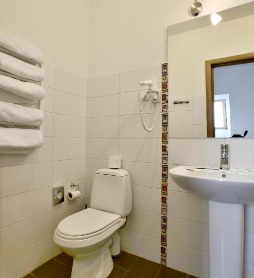 استودیوی استاندارد, Draugų Namai