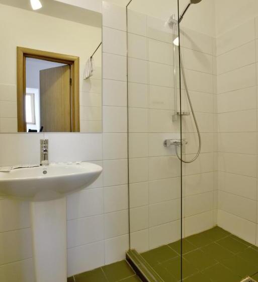 اتاق استاندارد, Draugų Namai