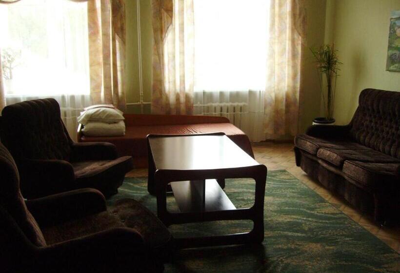 اتاق استاندارد چهار تخته, Svečių Namai Zarasai