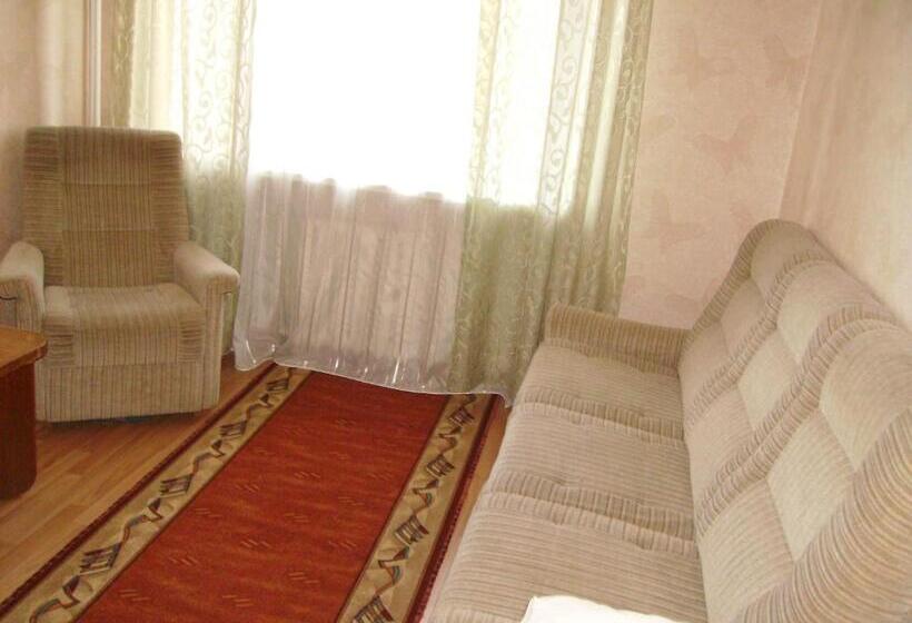 اتاق استاندارد چهار تخته, Svečių Namai Zarasai