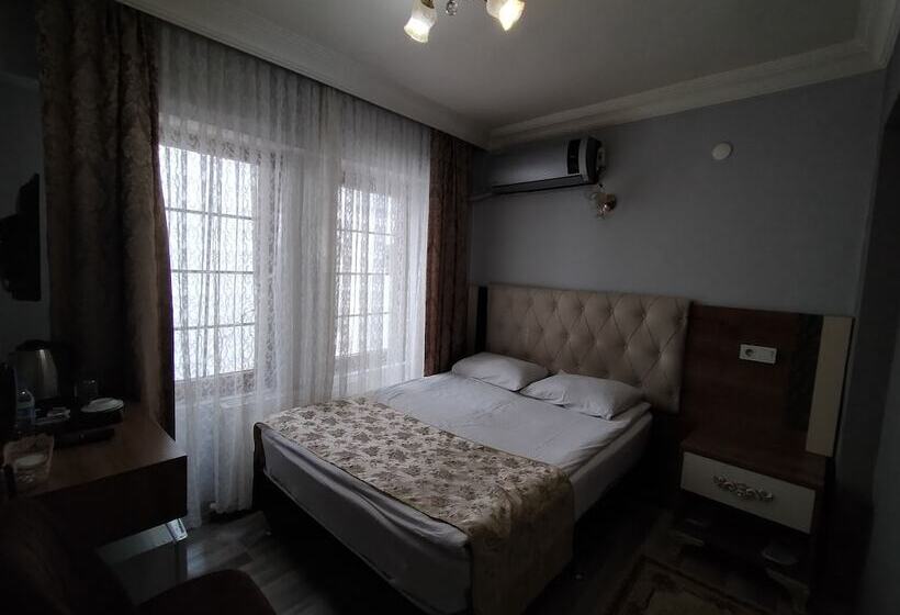 اتاق اکونومی, Sehrizade Konagi