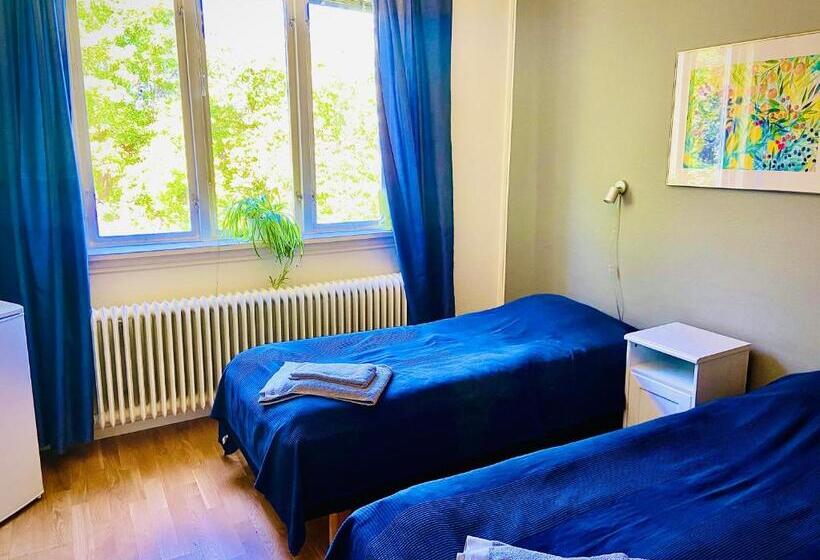 تختخواب در اتاق مشترک, Solakoop B&b