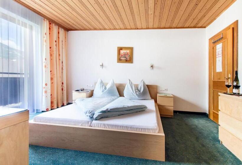 غرفة قياسية مزوَّدة بشُرفة, Naturpension Mühlhof