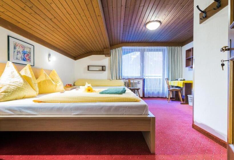 غرفة قياسية مزوَّدة بشُرفة, Naturpension Mühlhof