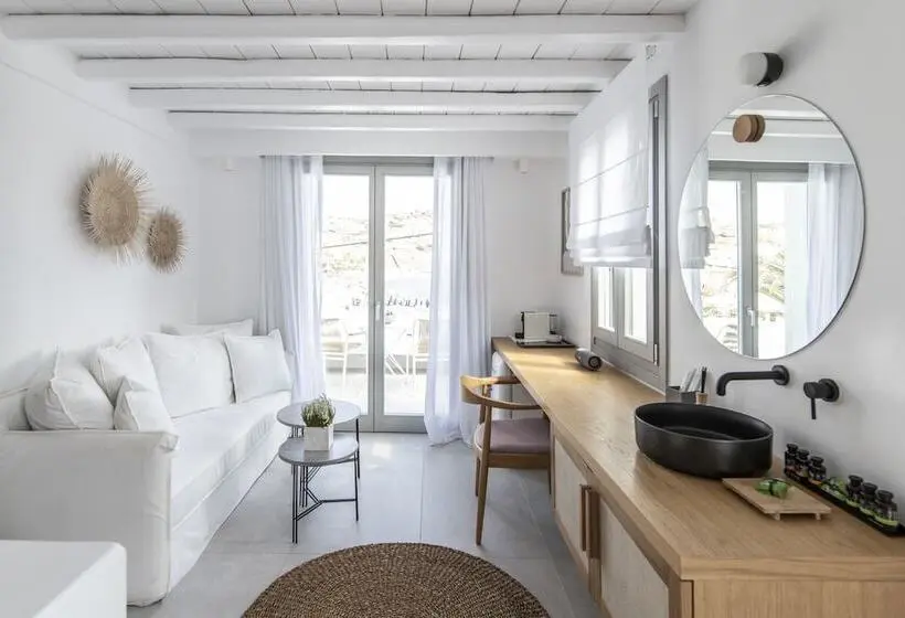 オーシャンビュースーペリアールーム, Adorno Beach Hotel And Suites