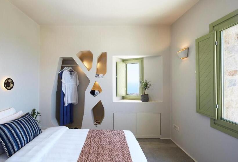 جناح سوبيريور مطل علي البحر, Aeon Suites  Adults Only
