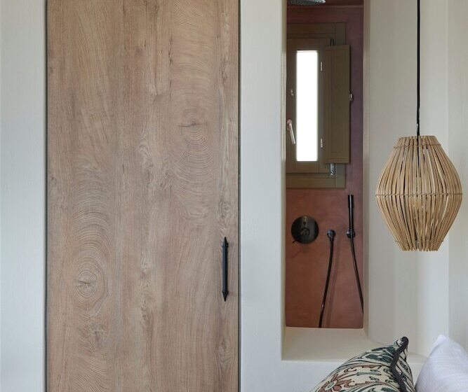 Люкс Deluxe Вид на Море, Aeon Suites  Adults Only