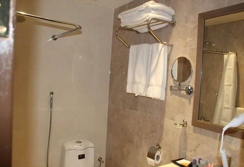 Четырехместный Номер Стандарт, Batoul Ajyad