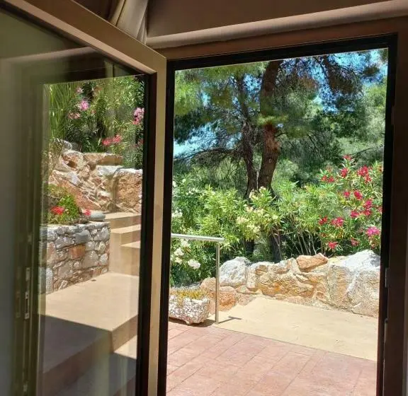 سوییت خانوادگی, Core Luxury Suites
