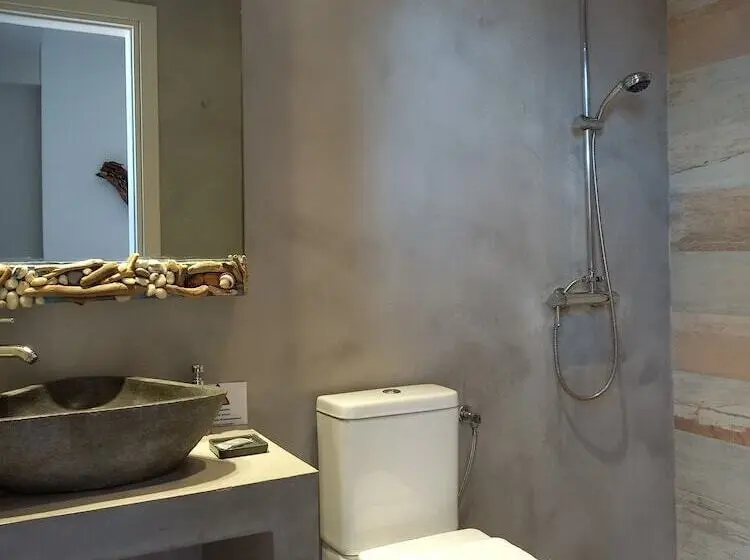 سوییت خانوادگی, Core Luxury Suites